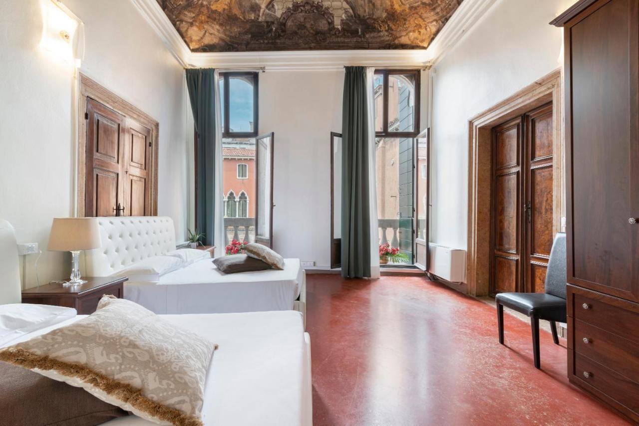 Venice Luxury Apartments エクステリア 写真